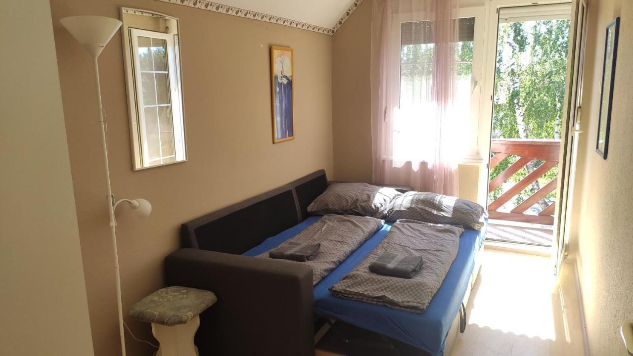 Апартаменты Lelle Lelke Apartmanhaz Балатонлелле Экстерьер фото