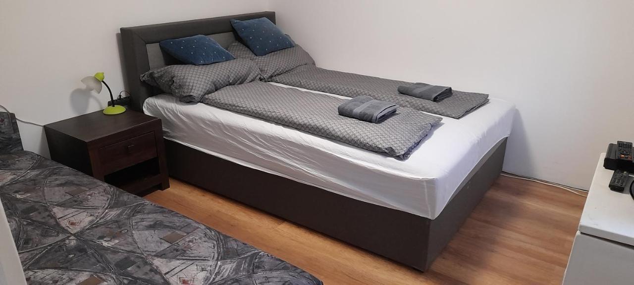 Апартаменты Lelle Lelke Apartmanhaz Балатонлелле Экстерьер фото